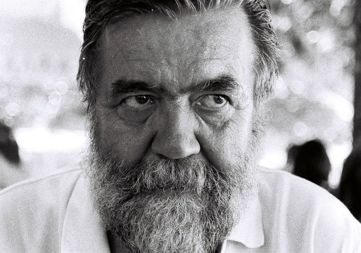 Sotirios Pastakas | Due preoccupazioni dei giovani scrittori: errori di stampa e diritti d’autore